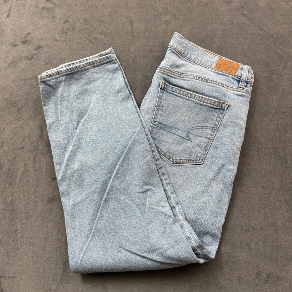 American Eagle Light Wash Straight Leg Stretch Jeans Womens 14 Regular Blue